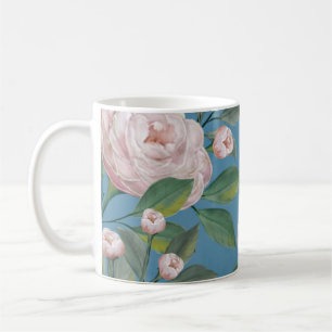 Bleka rosa rosor med marinblå bakgrund kaffemugg