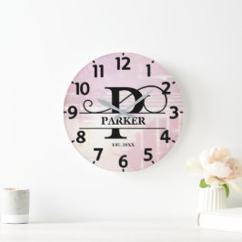 Blekt Lavendel Distressed P Monogram Stor Klocka