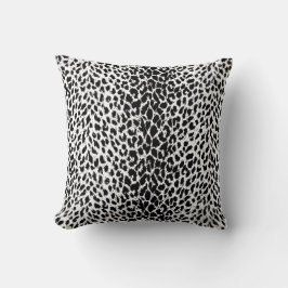 Bleopard Spots Black and White Vild Animal Print Kudde