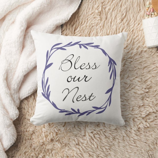 Bless Our Nest with Wreath Throw Pillow Kudde (Filt)