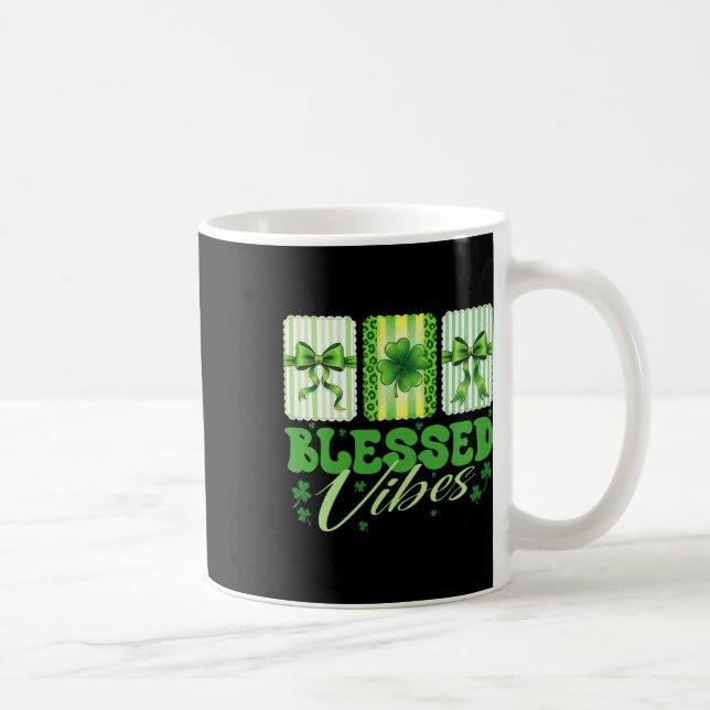 Blessade vibrationer St Patricks Day Söt Shamrock  Kaffemugg (Höger)