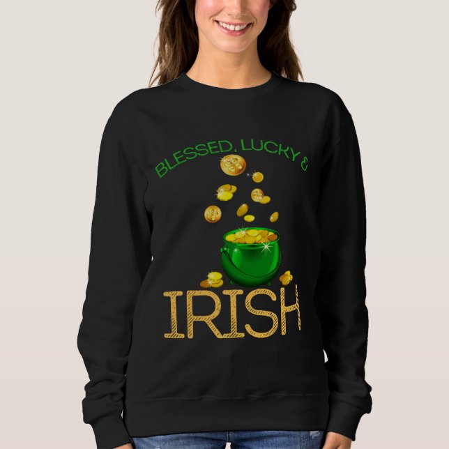 Blessed Lucky & Irish Men Women Kids Patricks Day  T Shirt (Framsida)