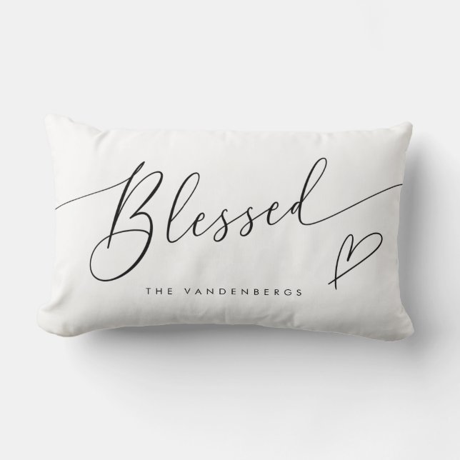 Blessed Modern Typography Heart Throw Pillow Lumbarkudde (Framsida)