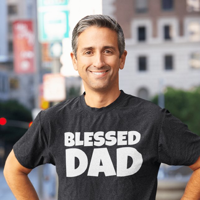 BLESSED PAPPA mörk T-shirts (Skapare uppladdad)