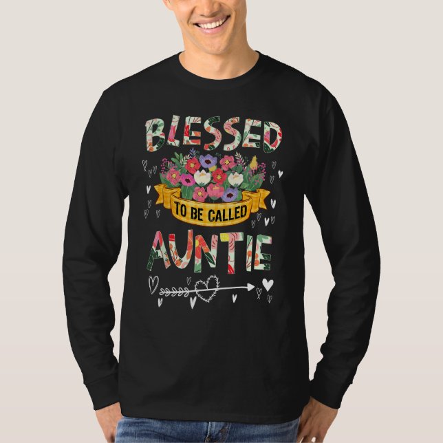 Blessed To Be Called Auntie Looks Like Cute Grandm T Shirt (Framsida)
