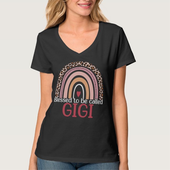 Blessed To Be Called Gigi Rainbow Leopard Print Mo T Shirt (Framsida)