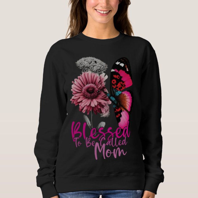 Blessed To Be Called Mom Mother s Day 2023 Butterf T Shirt (Framsida)