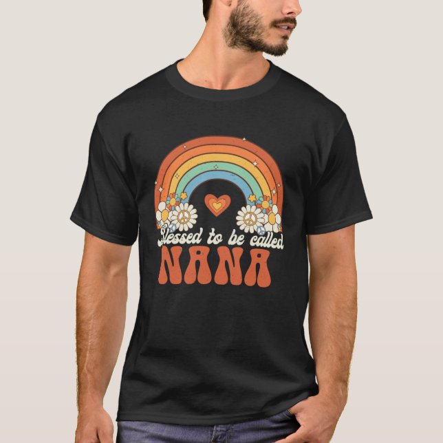 Blessed To Be Called Nana Groovy Rainbow Mother s  T Shirt (Framsida)