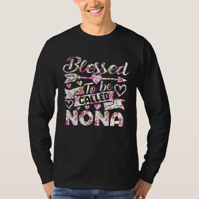 Blessed To Be Called Nona   Grandma Mother s Day T Shirt (Framsida)
