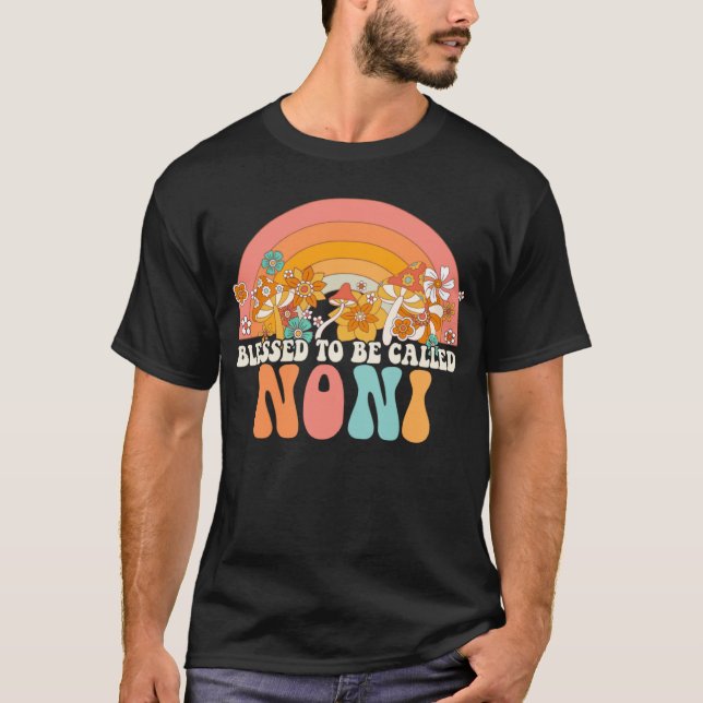 Blessed To Be Called Noni Rainbow Groovy Hippie Mo T Shirt (Framsida)
