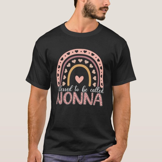 Blessed To Be Called Nonna Leopard Rainbow Cute Mo T Shirt (Framsida)