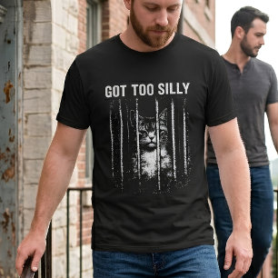 Blev För Tokig Katt I Fängelse Roligt Meme T Shirt