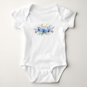 Bli ödmjuk och blå vattenfärgblommor. t shirt
