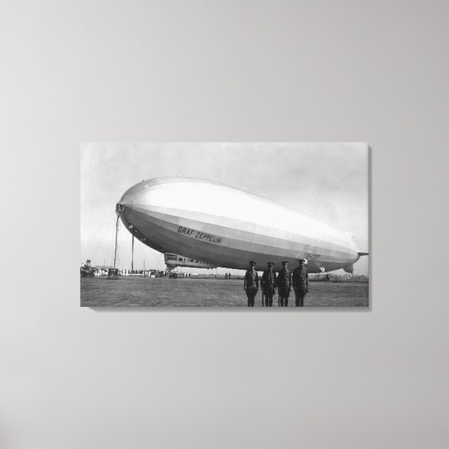 Blimp-vy för avancerad graf-Zeppelin Canvastryck (Framsida)