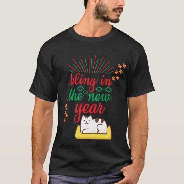 Bling i nyårskassan på soffan t shirt (Framsida)