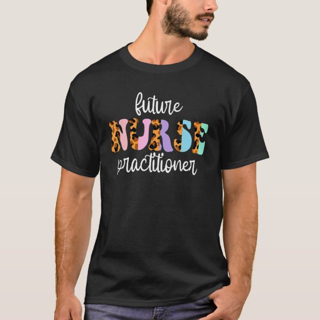 Blivande sjuksköterska Student Leopard Omvårdnad  T Shirt (Framsida)