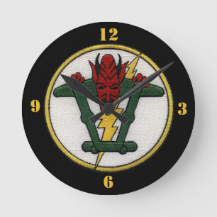 Blixt Dela sig-tailed djävulen P-38 Rund Klocka