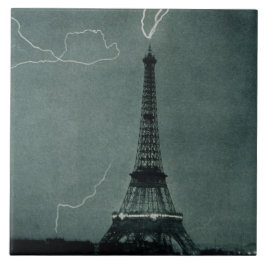 Blixt som slår Eiffel Torn Kakelplatta