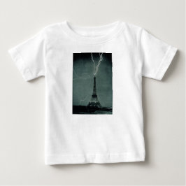 Blixt som slår Eiffel Torn T Shirt