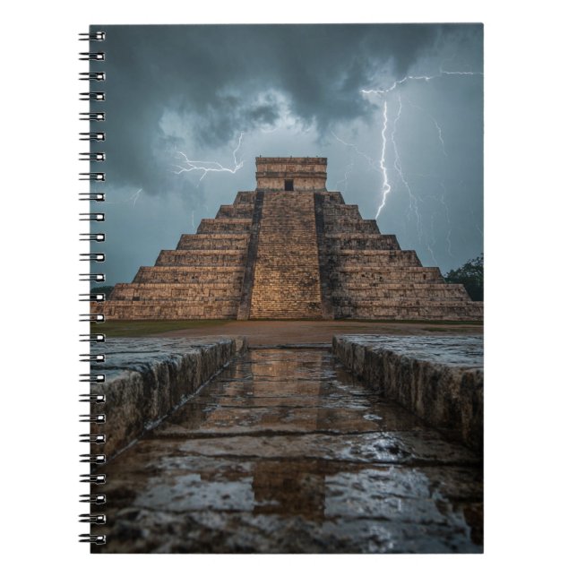 Blixt Strejkas Chichen Itza Notebook Anteckningsbok (Framsidan)