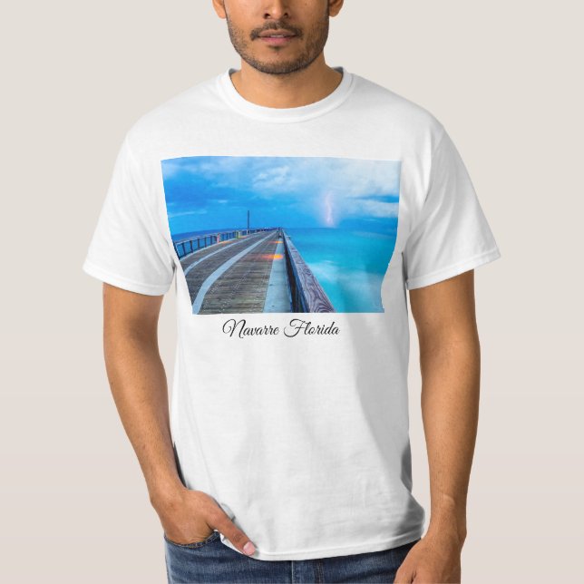 Blixt vid Navarre Beach Pier T-shirt (Framsida)