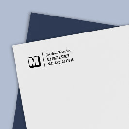 Blockig monogram och namn i skrivstil Returadress Självfärgande Stämpel