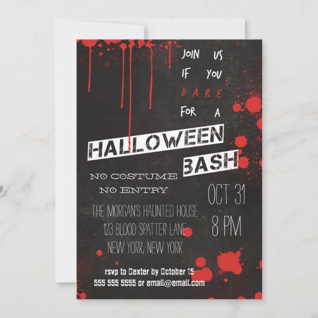 Blod Splatter Chalkboard Coola Halloween Inbjudningar (Framsida)