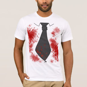 Blodig skjorta t-shirt