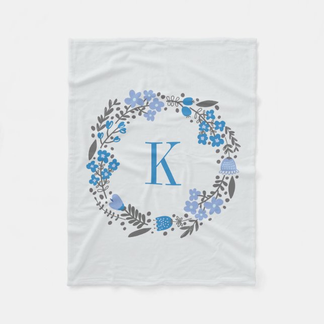 Blom- kran för personlig & Monogramblåttgrå färg Fleecefilt (Framsidan)
