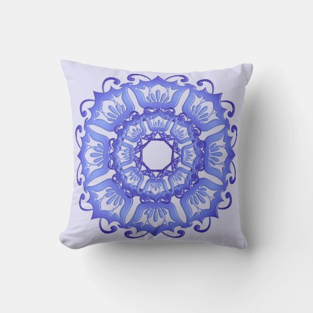 Blom- violett mandala. kudde (Framsida)