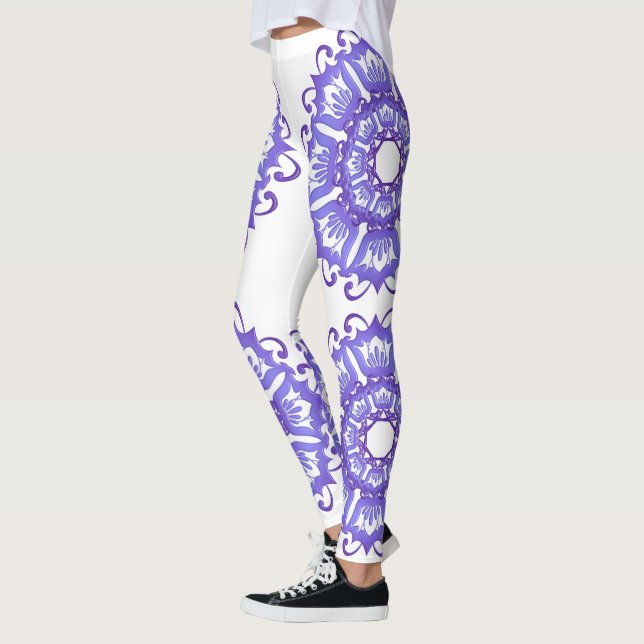 Blom- violett mandala. leggings (Vänster)