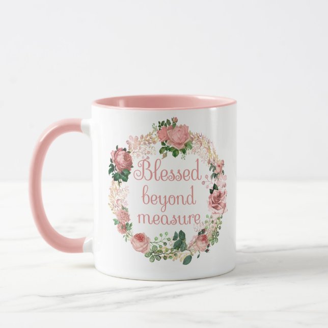 Blomad bortom åtgärd/ Rosa Blommigt Bouquet Mugg (Vänster)