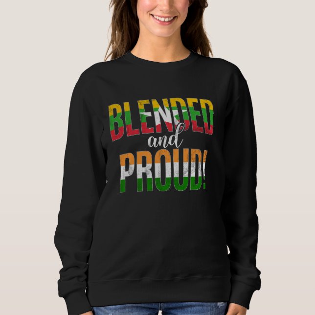 Blomad och stolt medborgare halv burmesisk halva i t shirt (Framsida)