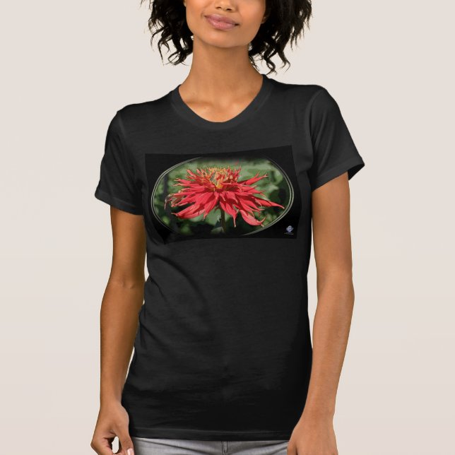 BLOMMA T SHIRT (Framsida)
