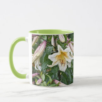 Blommande vit lilja mugg