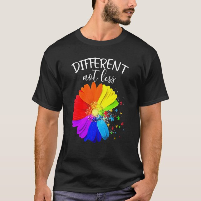 Blommapuzzlebitar olika inte mindre Autism Medvete T Shirt (Framsida)