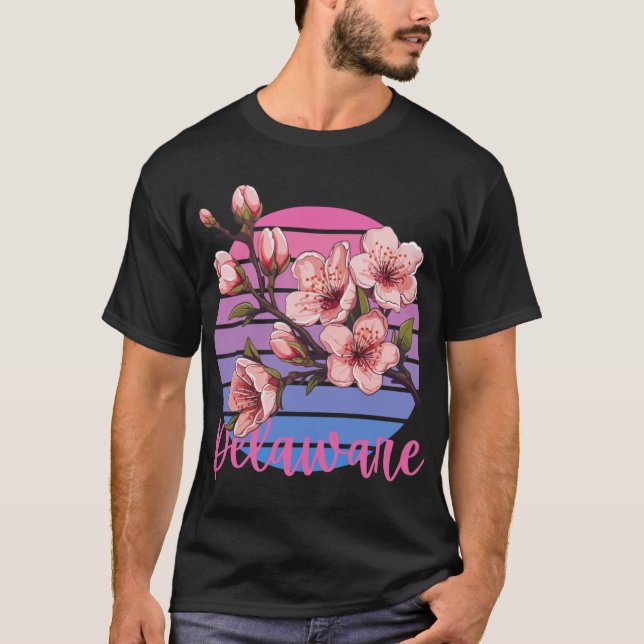 Blommar 1 för Delaware State Flower Peach T Shirt (Framsida)
