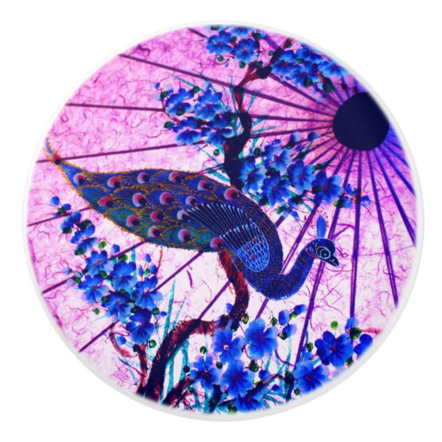 Blommar av peacock oriental parasol japanese cherr knopp (Framsidan)