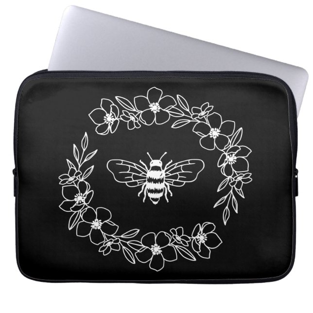 Blommar Bandekrans i Vita Laptop sleeve (Framsidan)