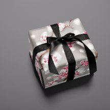 Blommar för häpnadsväckande Rosa och Silvery Cherr