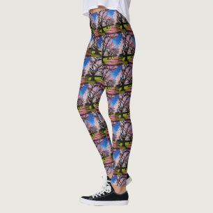 "Blommar i Bloom: Raderna Cherry Träd i Vår Leggings