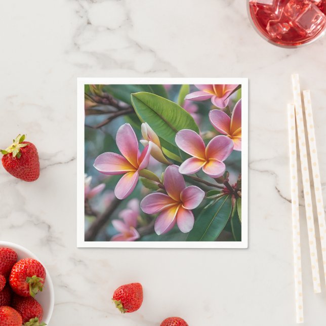 **"Blommar i Bloom: Rosa Frangipani Flower Träd Pappersservett (Insitu)