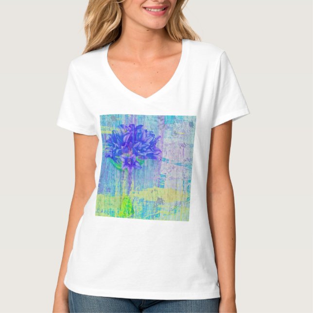 Blommar i Blue Violet T Shirt (Framsida)