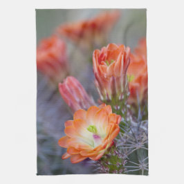 Blommar i orange kökshandduk