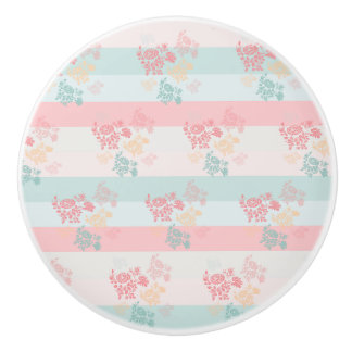 Blommar keramisk knopp