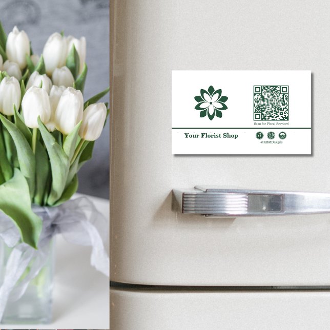 🌼 Blommar Logotyp Florist Grönt & White Magnetiska Visitkort (🌼Blossom Logo Florist Green & White Business Card Magnet, Custom Logo, QR code, Social Button)