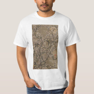 Blommarna White Plum och Måne av Ito Jakuchu T Shirt