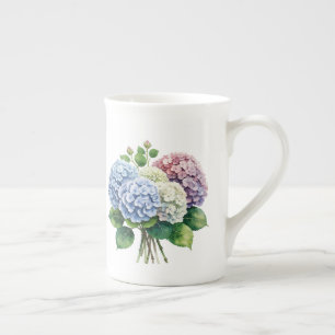 Blommig benporslin mugg