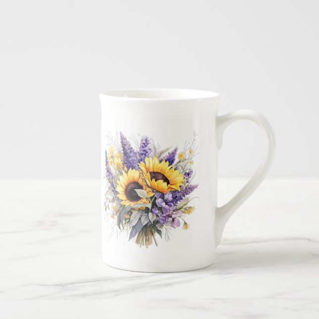 Blommig  benporslin mugg (Höger)