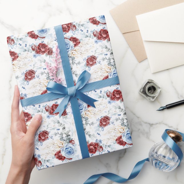 Blommig botanisk dammig blå och burgunderröd presentpapper (Gifting)